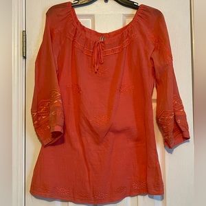 Mono Reno peach embroidered top